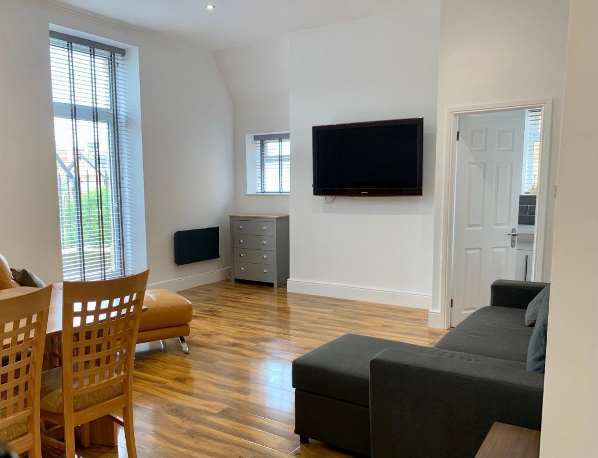 Lytham St Annes, A Spacious, High End, One Bedroomed Apartment 5 Dış mekan fotoğraf